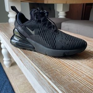 Nike Air Max 270